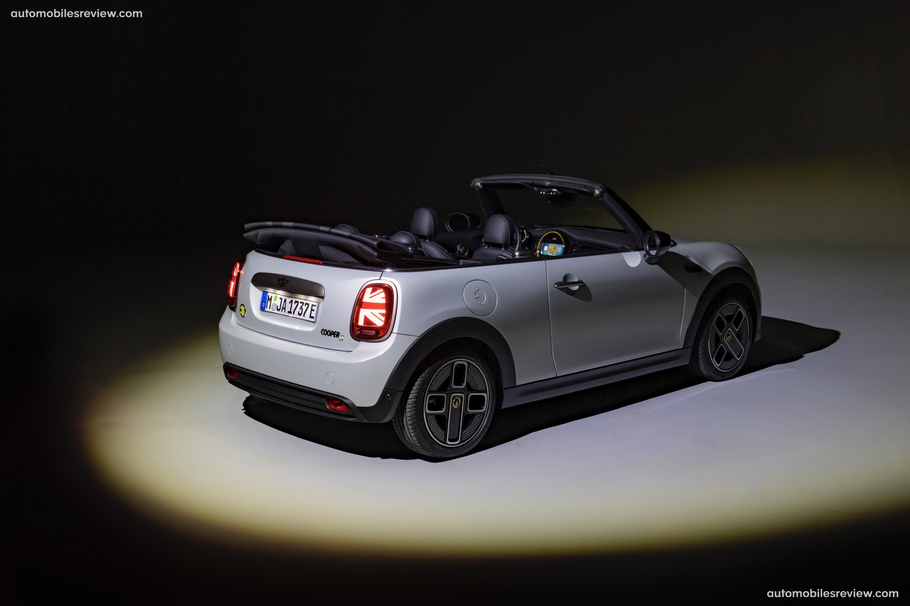 Mini Cooper SE Convertible