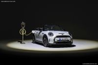 Mini Cooper SE Convertible (2023)