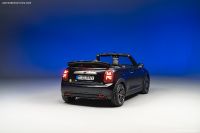 Mini Cooper SE Convertible (2023)
