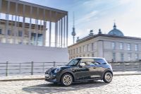 MINI Cooper SE Resolute Edition (2023)