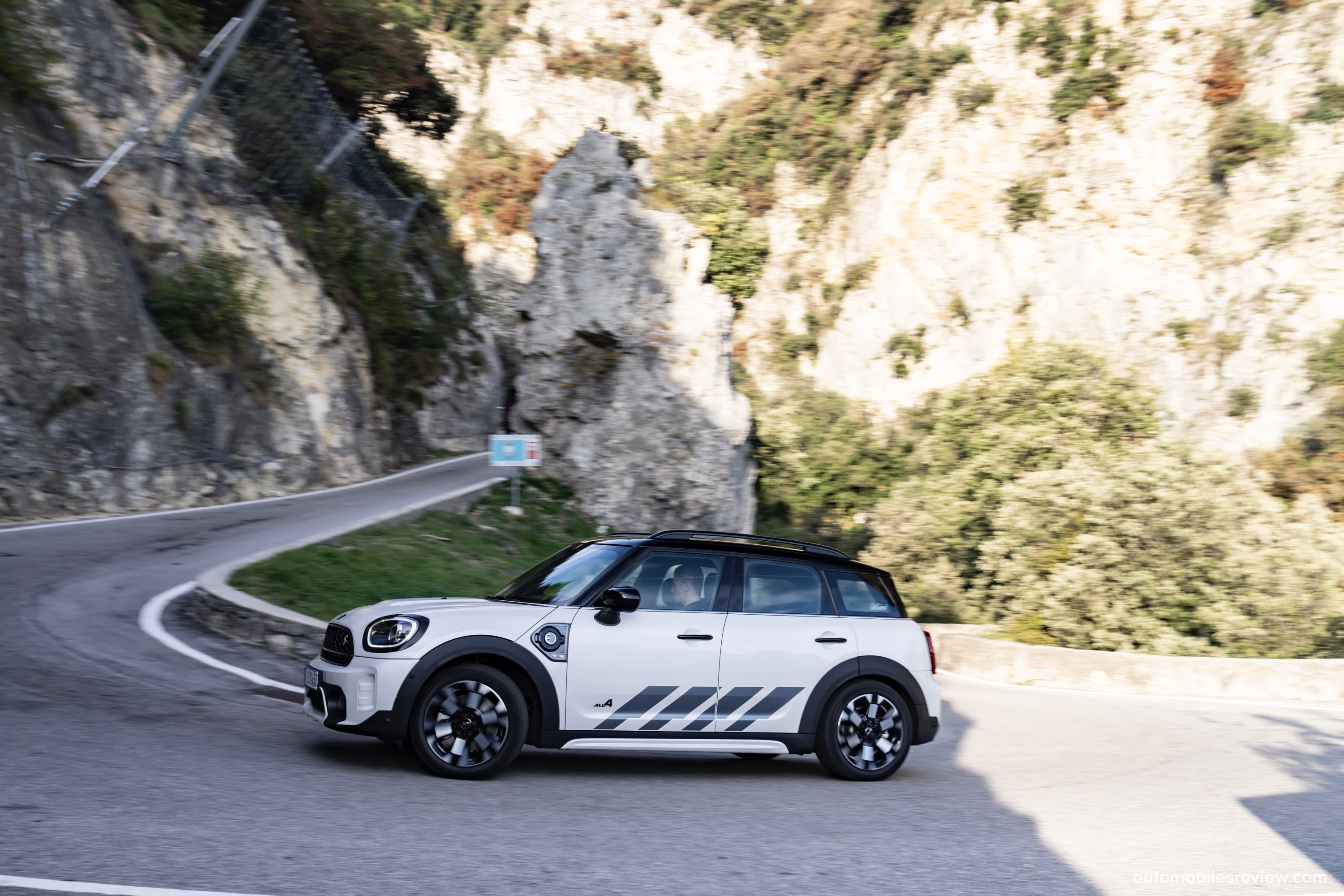 Mini Countryman Cooper SE ALL4 Untamed Edition