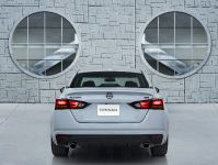 Nissan Altima (2023)