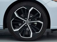 Nissan Altima (2023) - picture 18 of 34