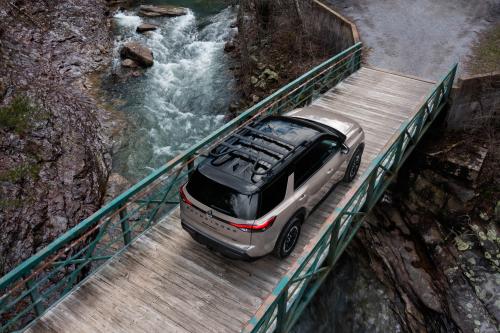 Nissan Pathfinder Rock Creek (2023) - picture 9 of 28
