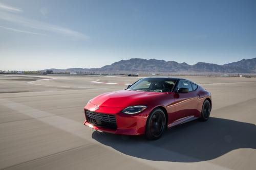 Nissan Z (2023) - picture 1 of 12