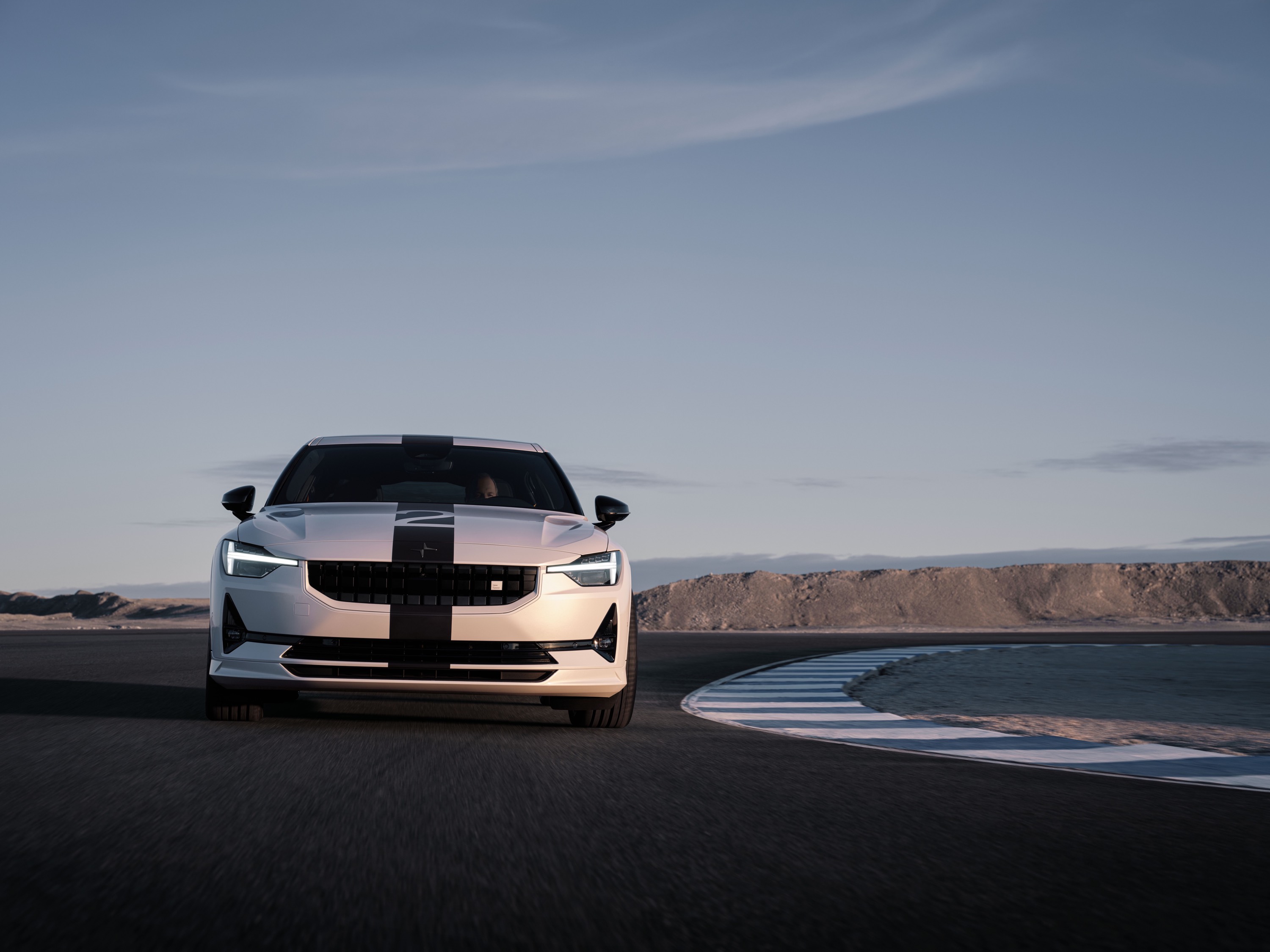 Polestar 2 BST edition 270