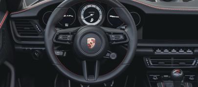 Porsche 911 Carrera GTS Cabriolet America (2023) - picture 15 of 22