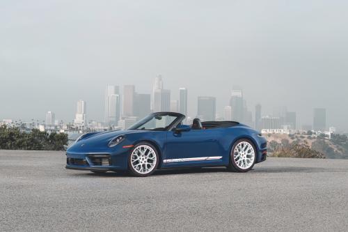 Porsche 911 Carrera GTS Cabriolet America (2023) - picture 1 of 22