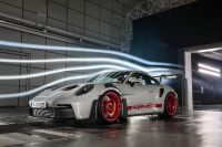 Porsche 911 GT3 RS (2023) - picture 5 of 10