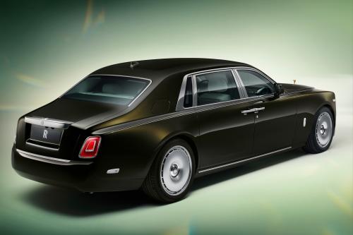 Rolls-Royce Phantom Series II (2023) - picture 8 of 49