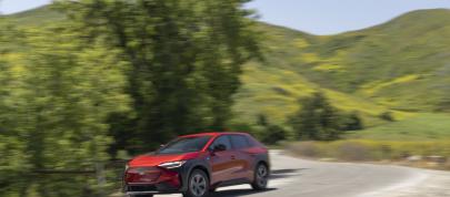 Subaru Solterra Electric SUV (2023) - picture 20 of 87