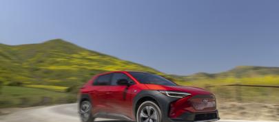 Subaru Solterra Electric SUV (2023) - picture 23 of 87