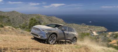 Subaru Solterra Electric SUV (2023) - picture 47 of 87