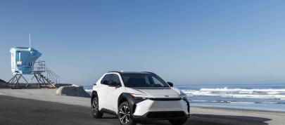 Toyota bZ4X (2023) - picture 4 of 30