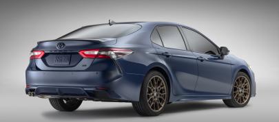 Toyota Camry Nightshade Special Edition (2023) - picture 4 of 13