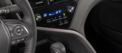 Toyota Camry Nightshade Special Edition (2023) - picture 12 of 13