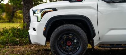 Toyota Sequoia (2023) - picture 12 of 53