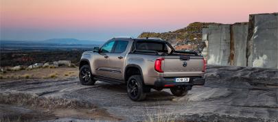 Volkswagen Amarok (2023) - picture 60 of 72