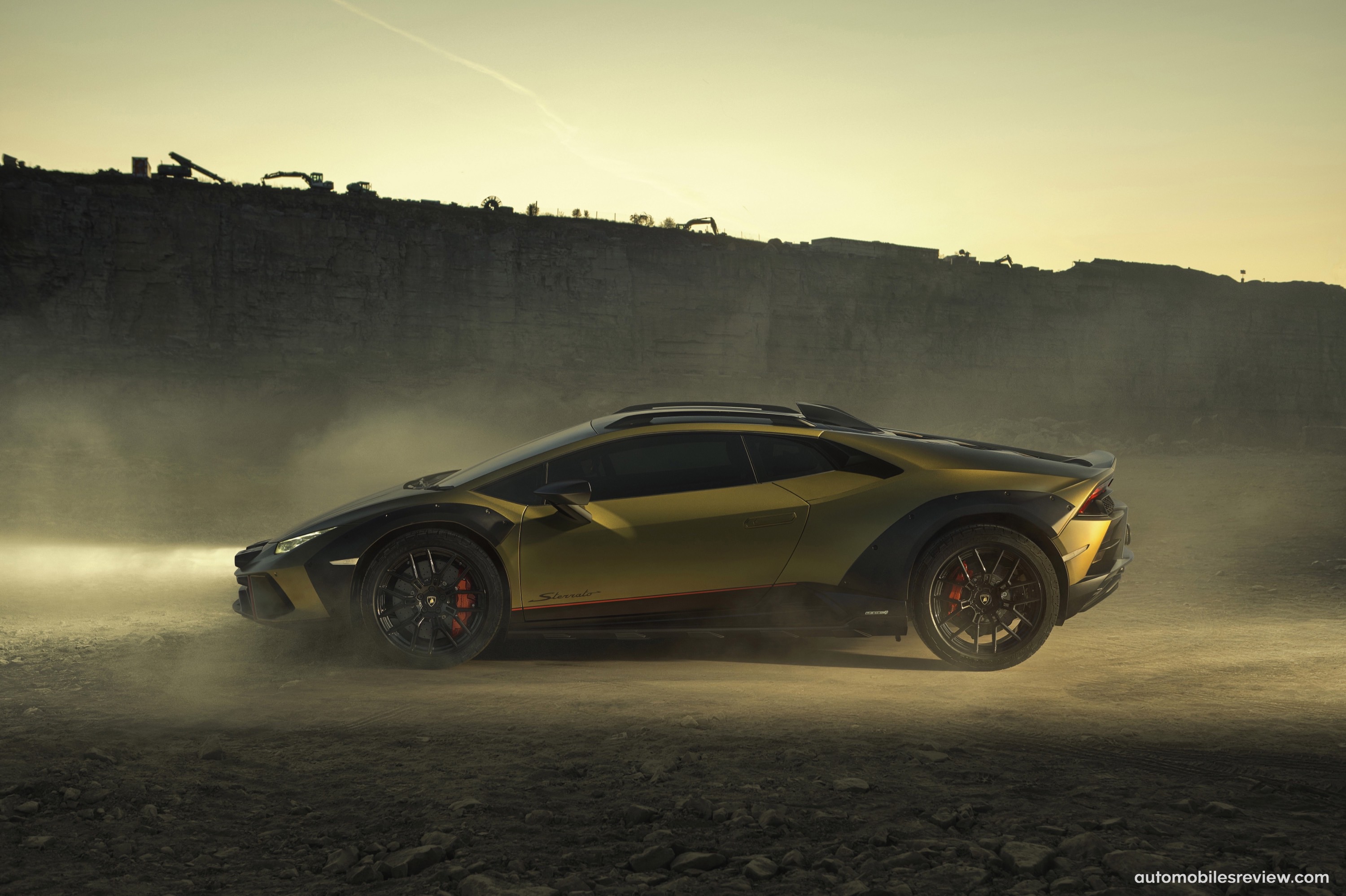 Huracan Sterrato (2024) picture 9 of 98