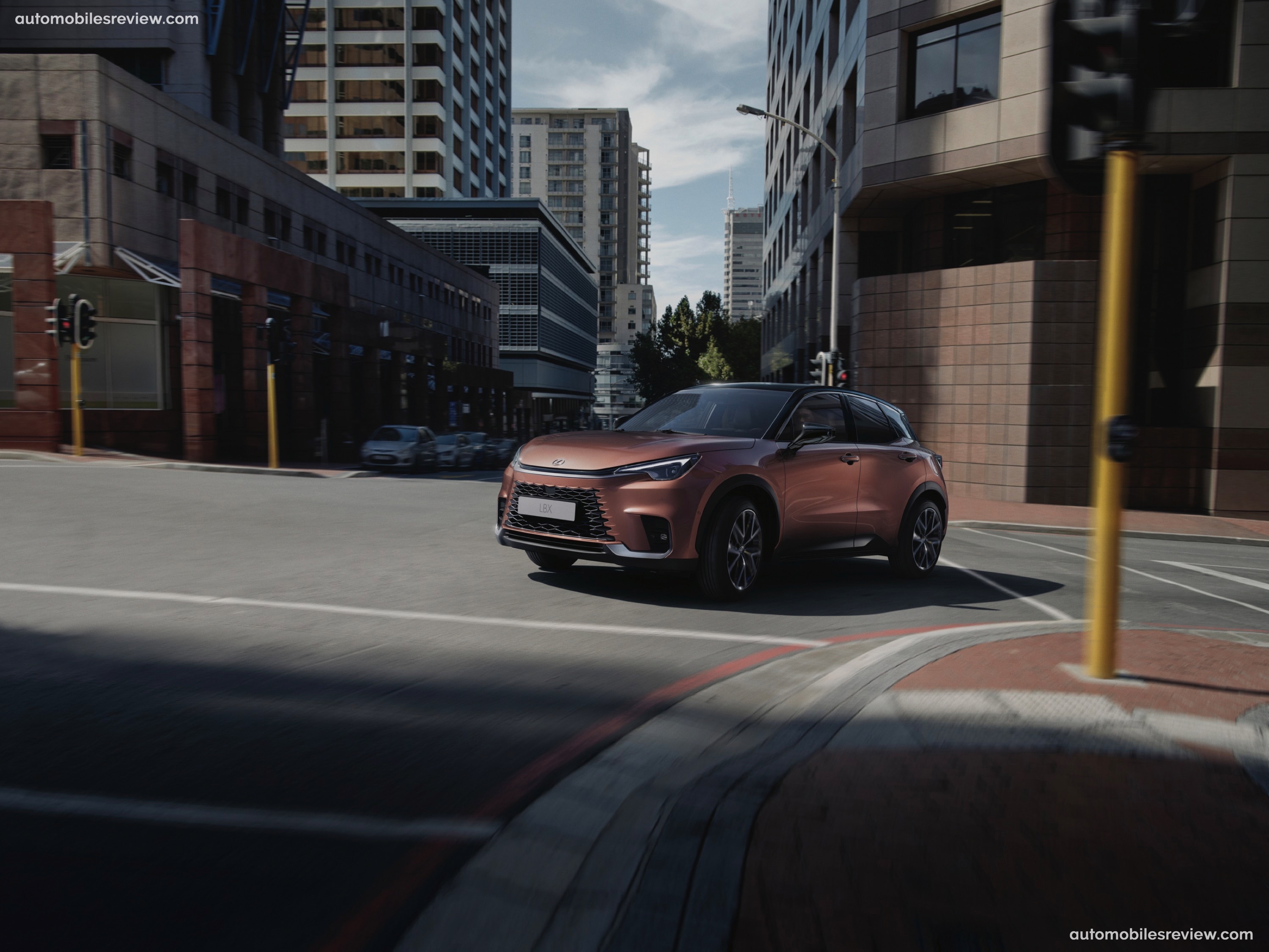 Lexus LBX (2024) picture 8 of 53