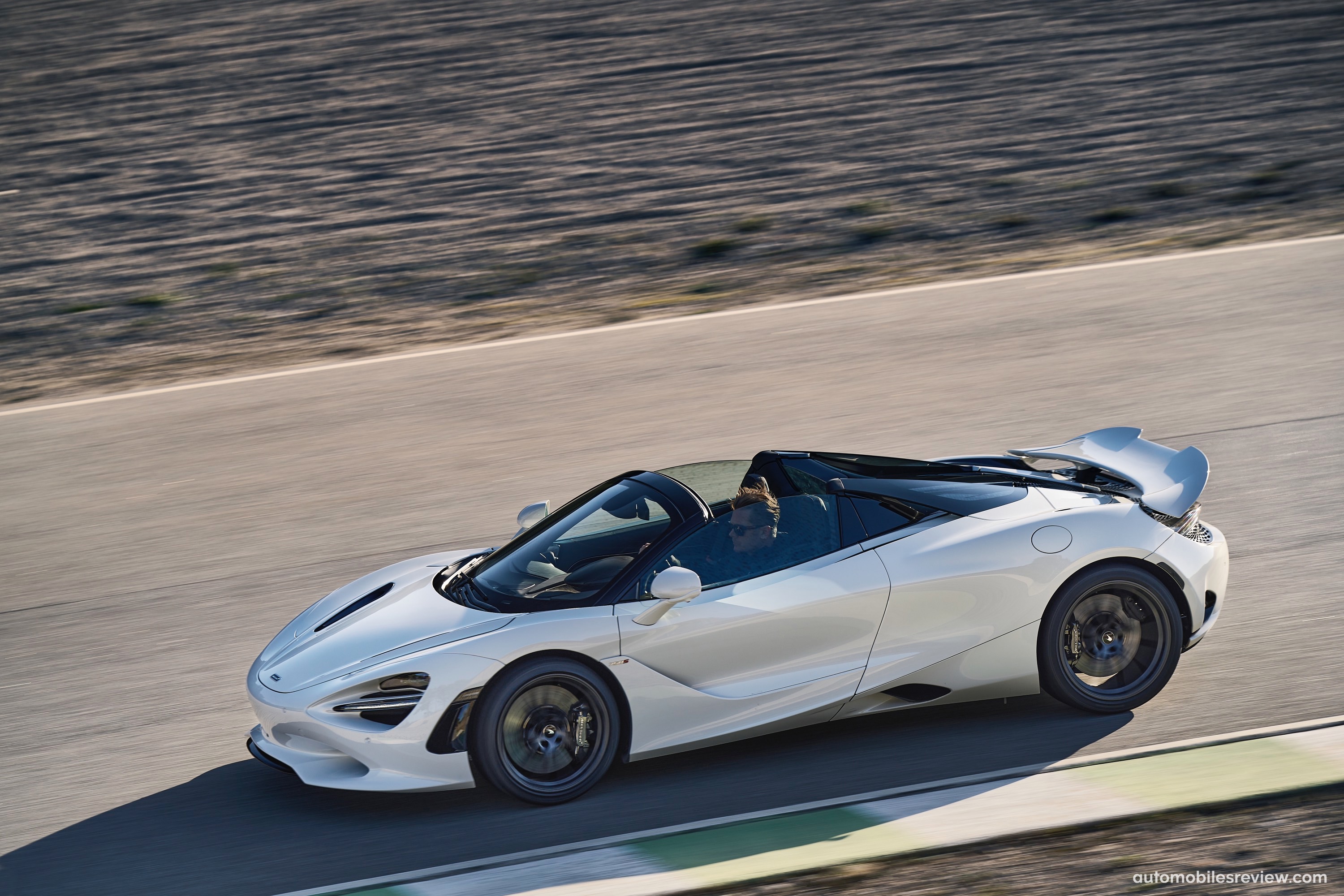 McLaren 750S