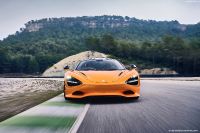 McLaren 750S (2024)