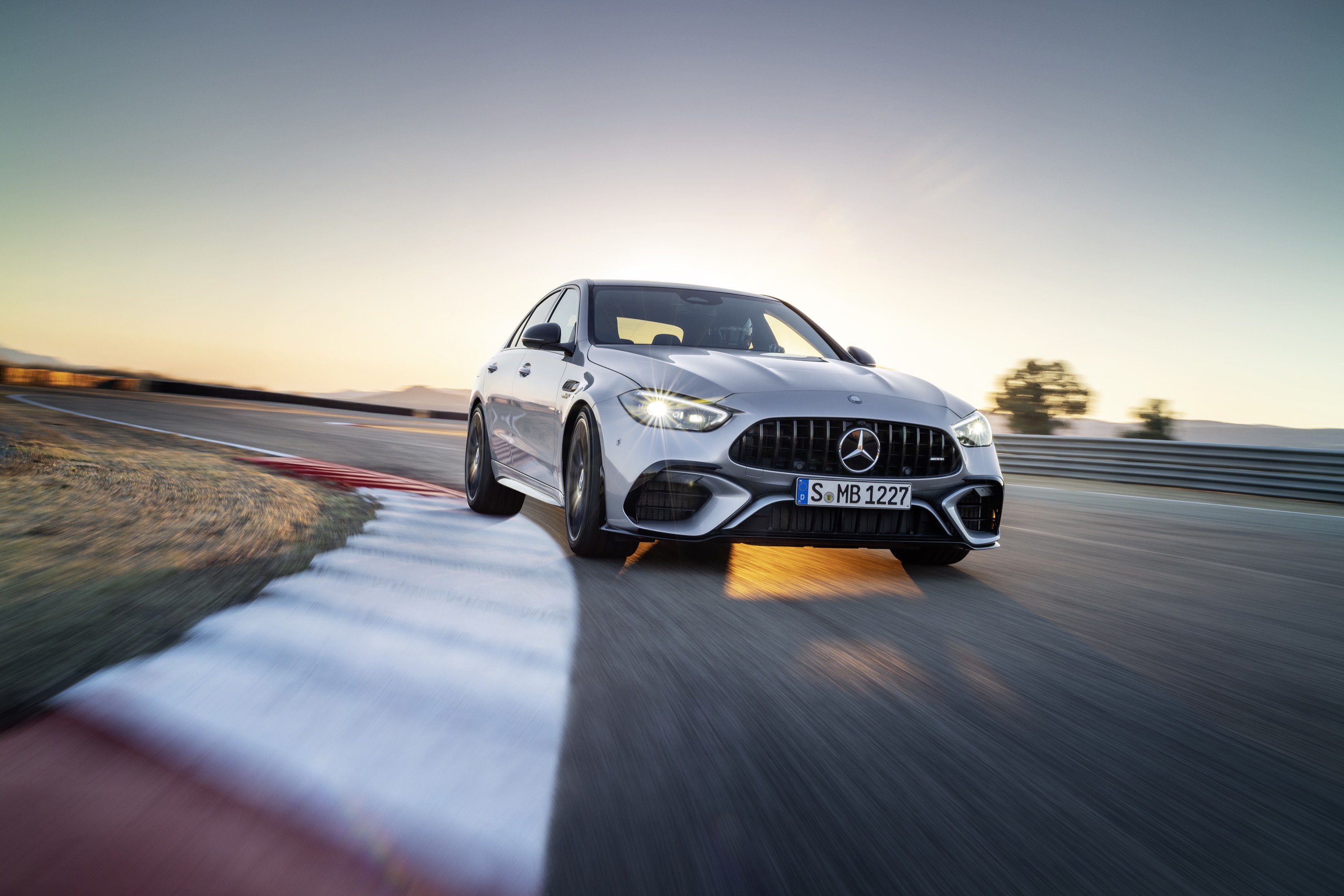 Mercedes-Benz C63 S AMG E Performance