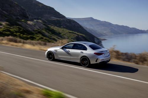 Mercedes-Benz C63 S AMG E Performance (2024) - picture 16 of 63