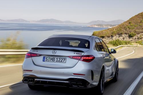 Mercedes-Benz C63 S AMG E Performance (2024) - picture 25 of 63