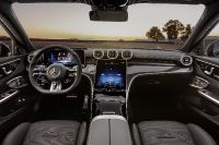 Mercedes-Benz C63 S AMG E Performance (2024) - picture 35 of 63