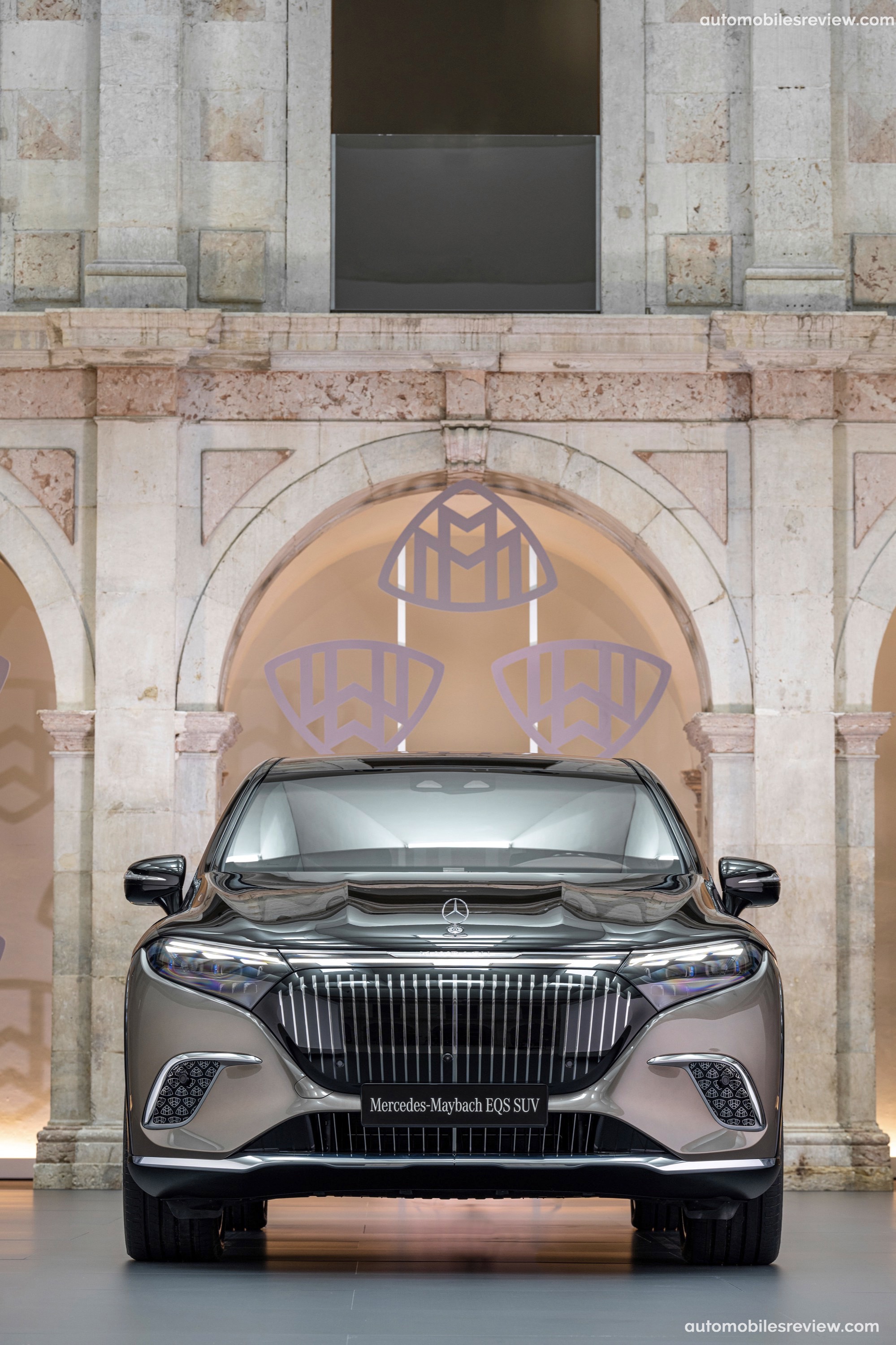 Mercedes-Benz EQS SUV Maybach