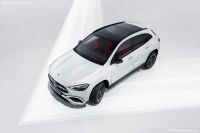 Mercedes-Benz GLA (2024)