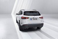Mercedes-Benz GLA (2024)