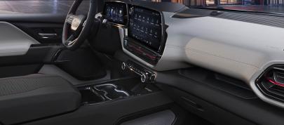 Chevrolet Silverado EV RST (2024) - picture 12 of 24