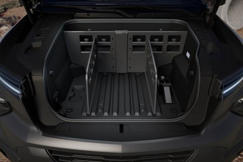 Chevrolet Silverado EV WT (2024) - picture 17 of 24