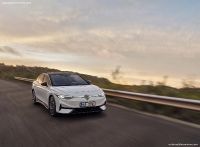 Volkswagen ID.7 (2024)