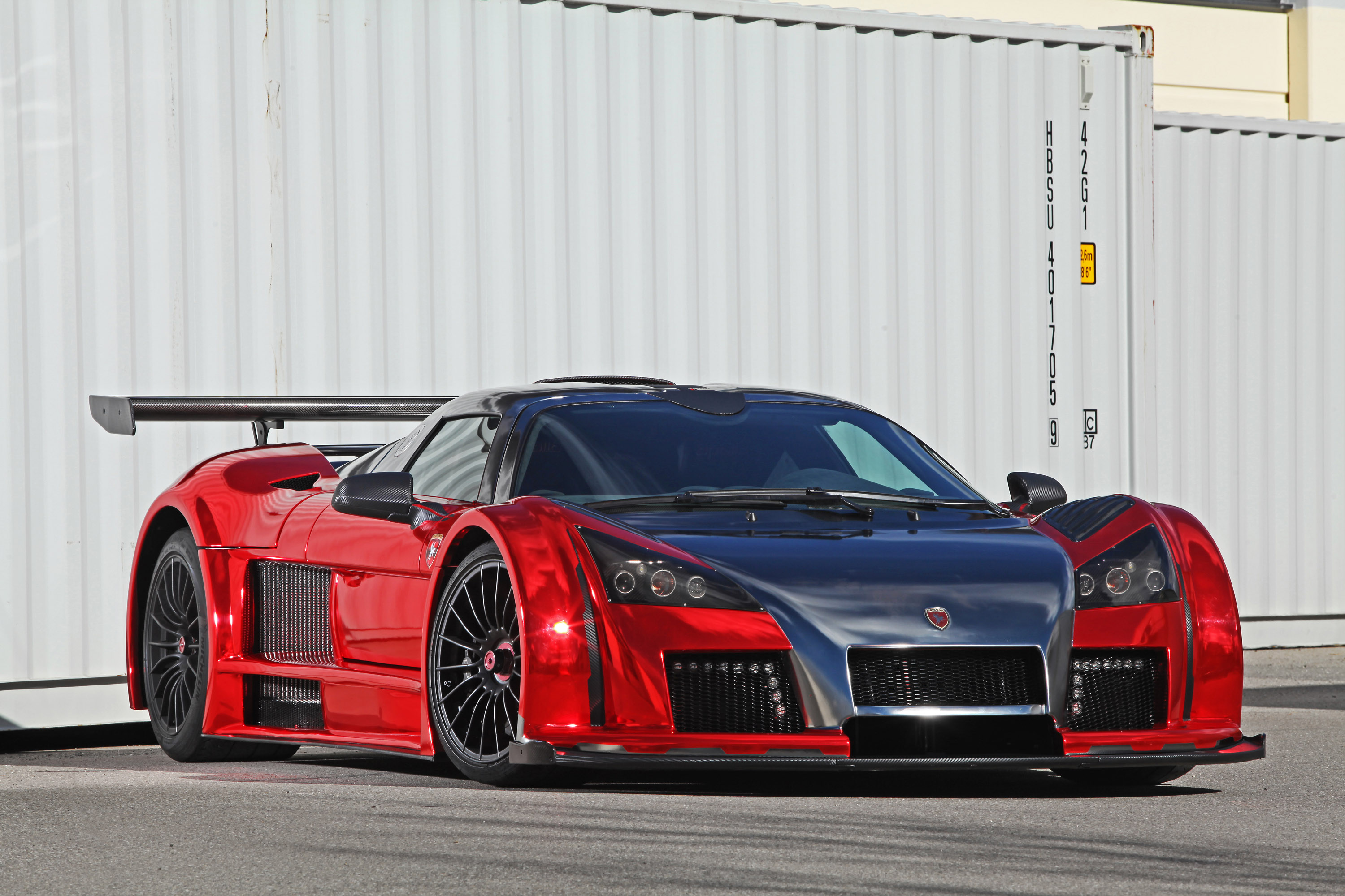 2M Designs Gumpert Apollo S Ironcar