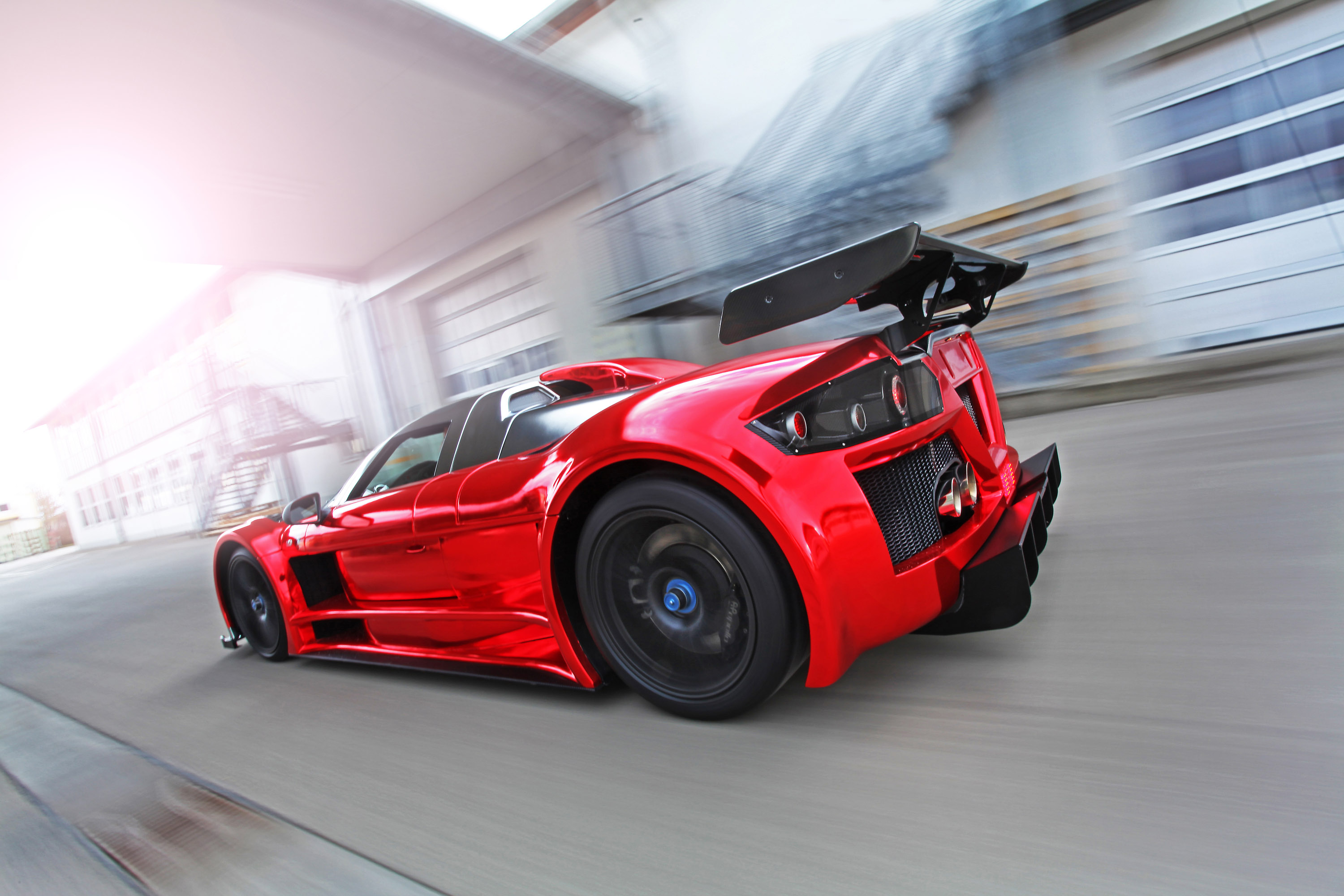 2M Designs Gumpert Apollo S Ironcar