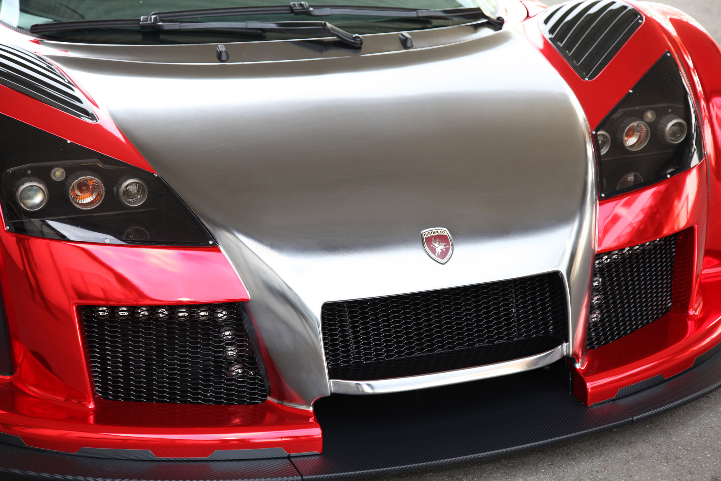 2M Designs Gumpert Apollo S Ironcar