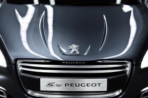 5 by Peugeot concept car (2010) - picture 8 of 17
