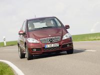 Mercedes-Benz A-Class (2009) - picture 5 of 6