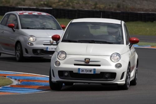 Abarth 500 (2009) - picture 16 of 21