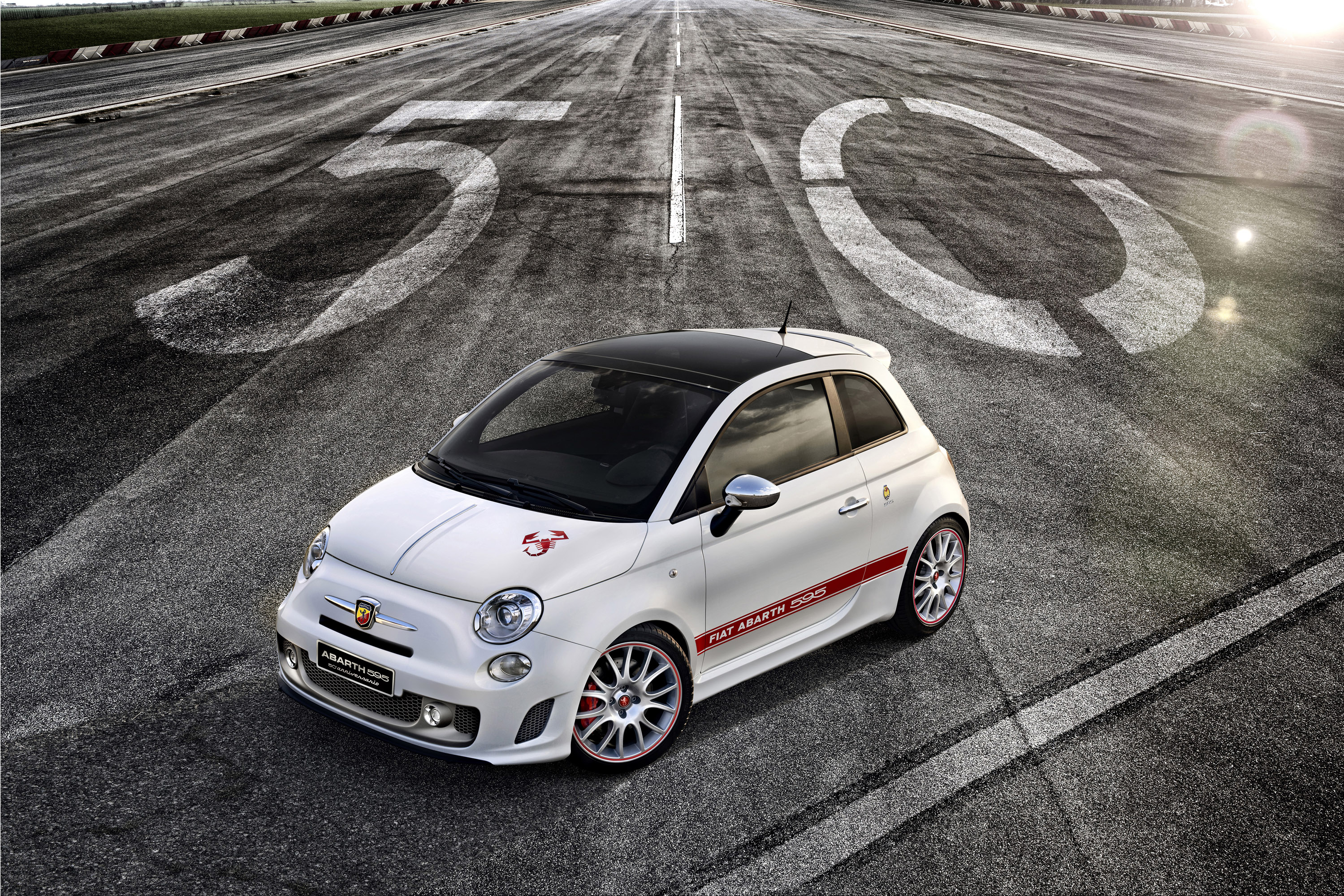 Abarth 595 50th Anniversary Edition