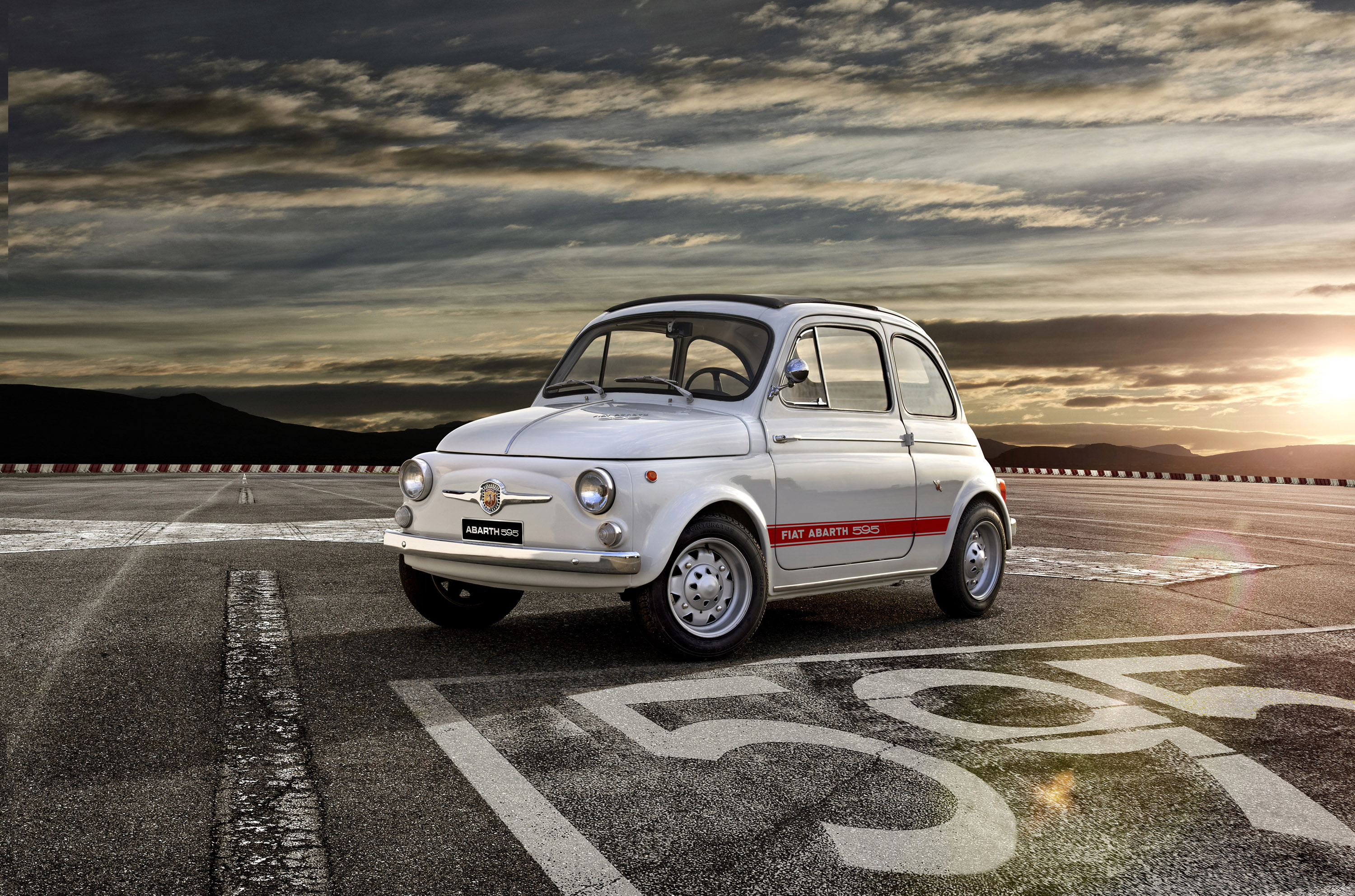 Abarth 595 50th Anniversary Edition