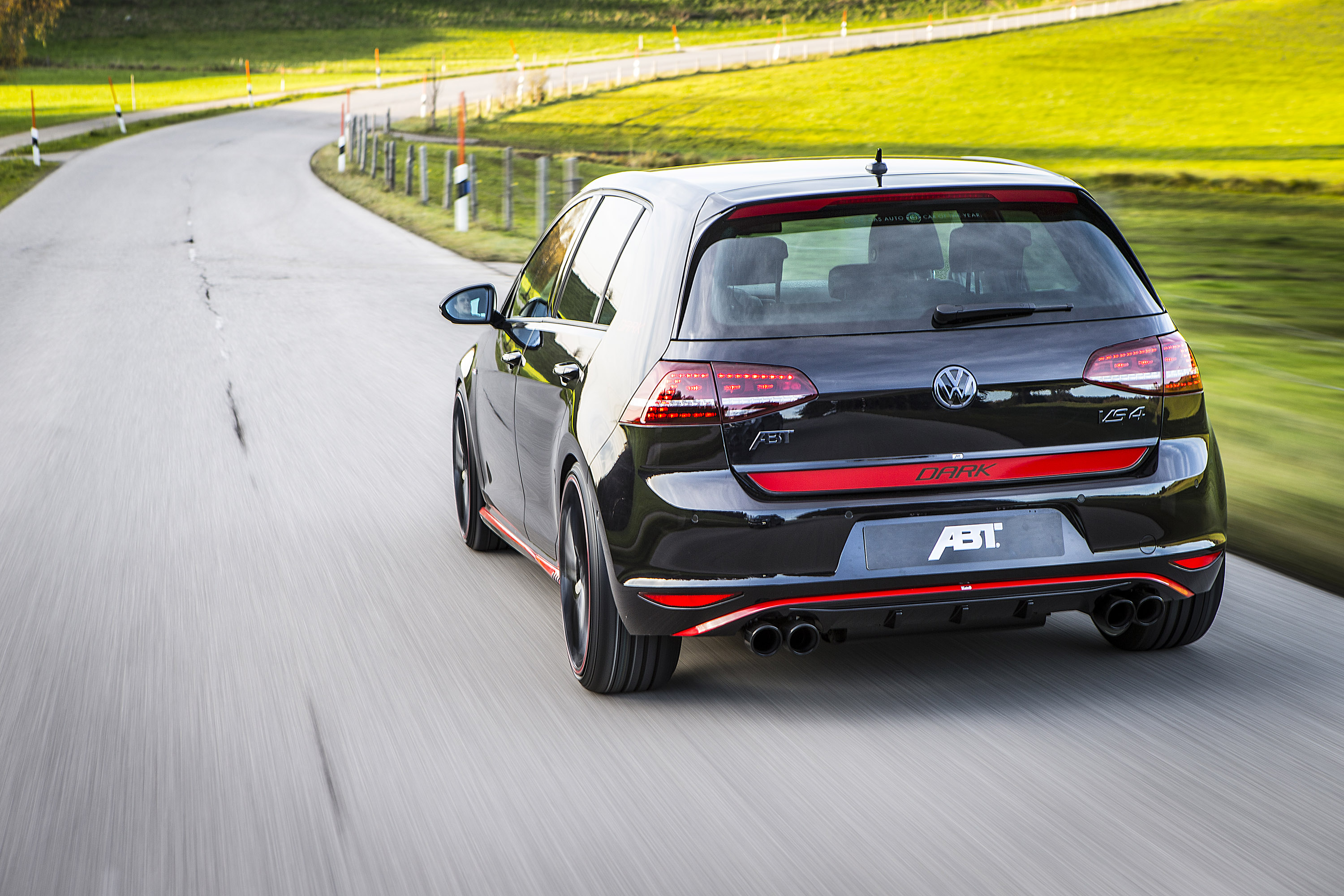 ABT Volskwagen Golf VII GTI Dark Edition