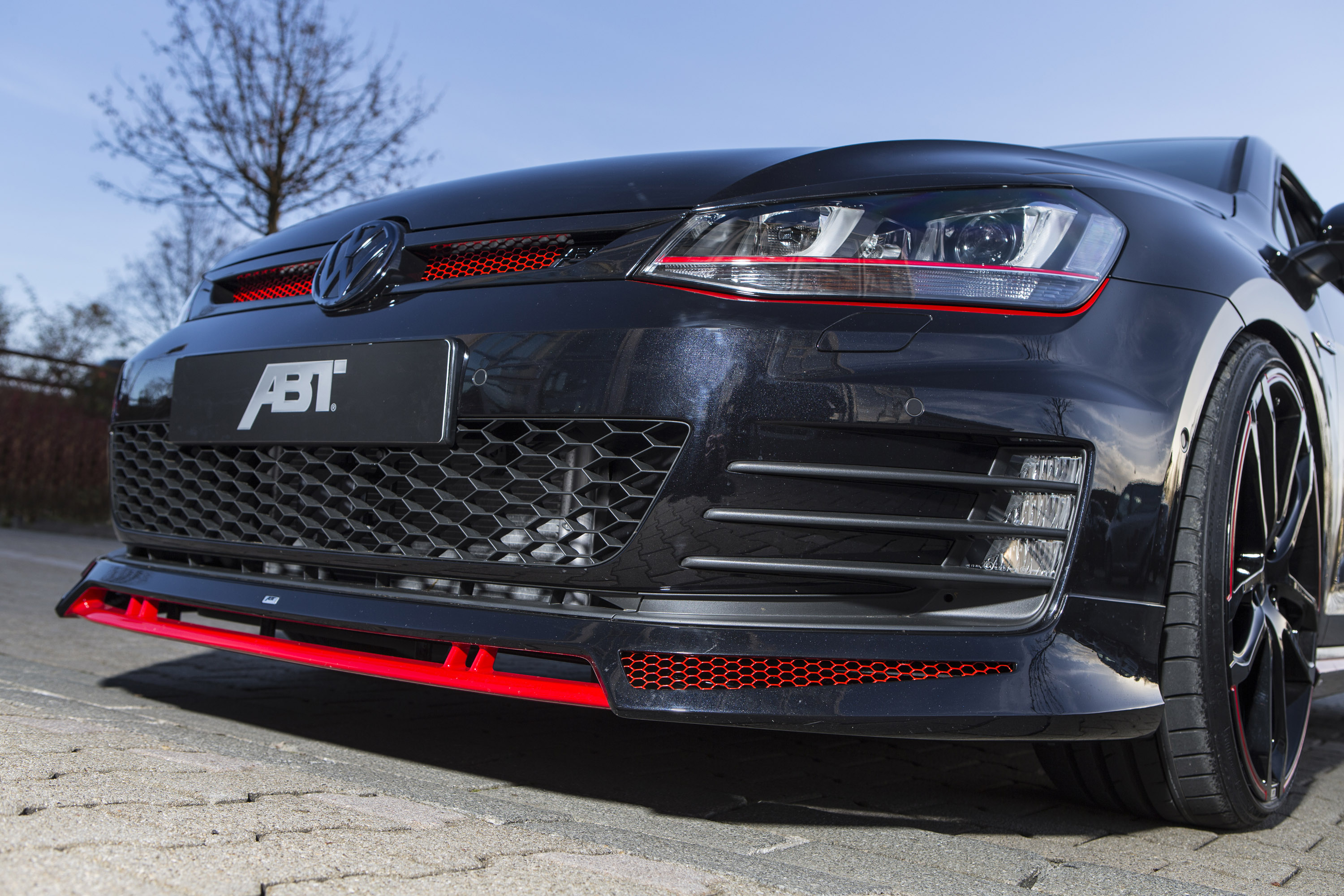 ABT Volskwagen Golf VII GTI Dark Edition