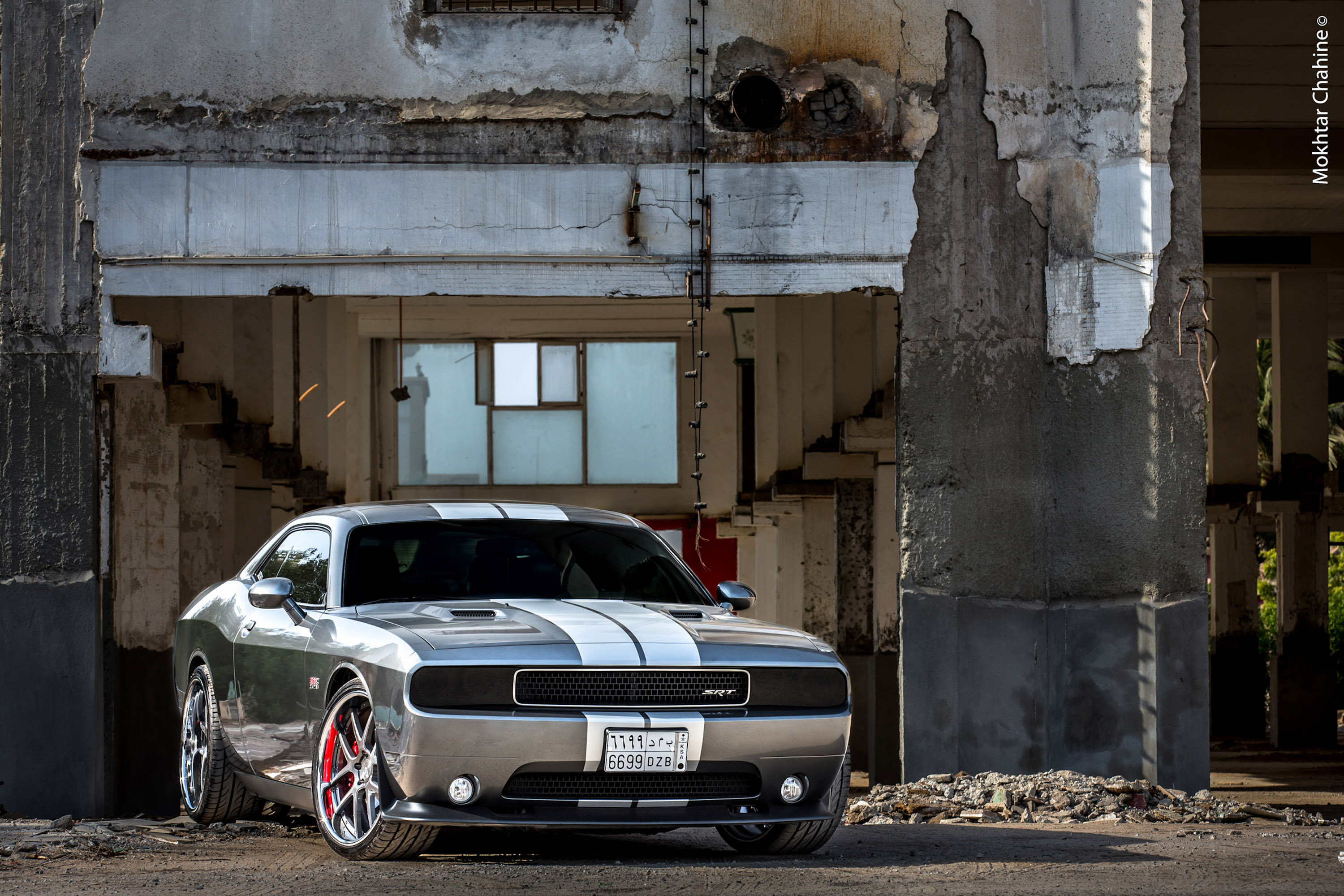 ADV.1 Dodge Challenger SRT8