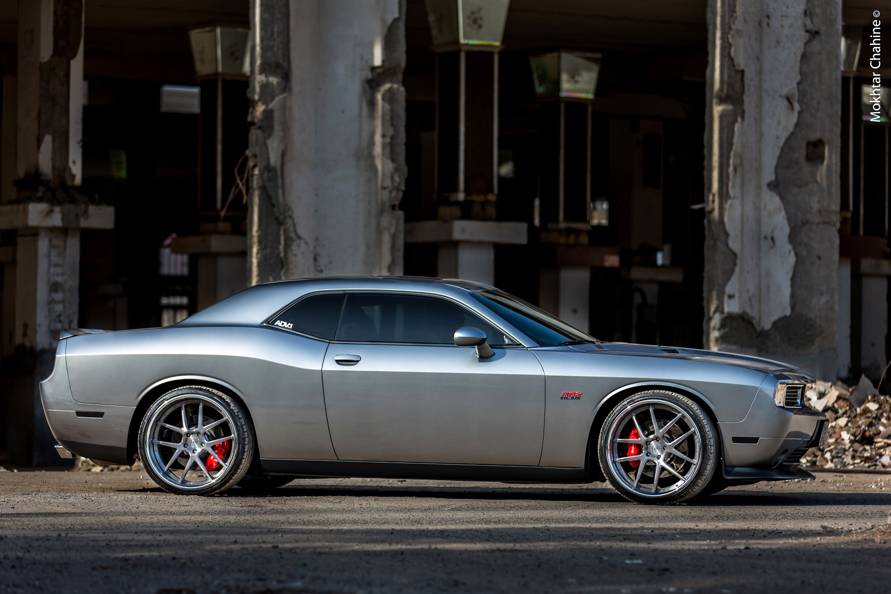 ADV.1 Dodge Challenger SRT8