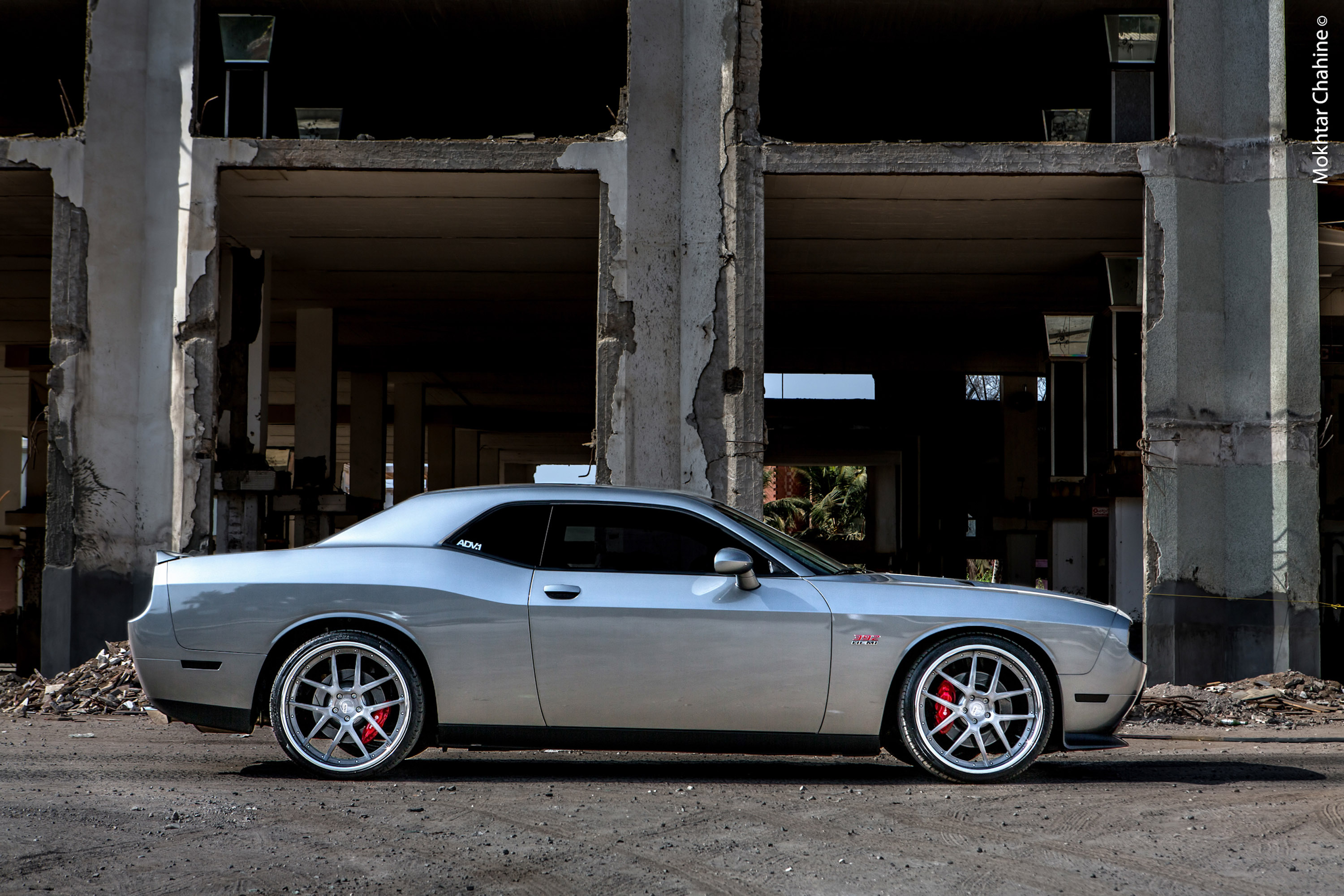 ADV.1 Dodge Challenger SRT8