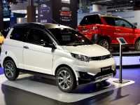 Aixam Crossover Paris (2014) - picture 2 of 2